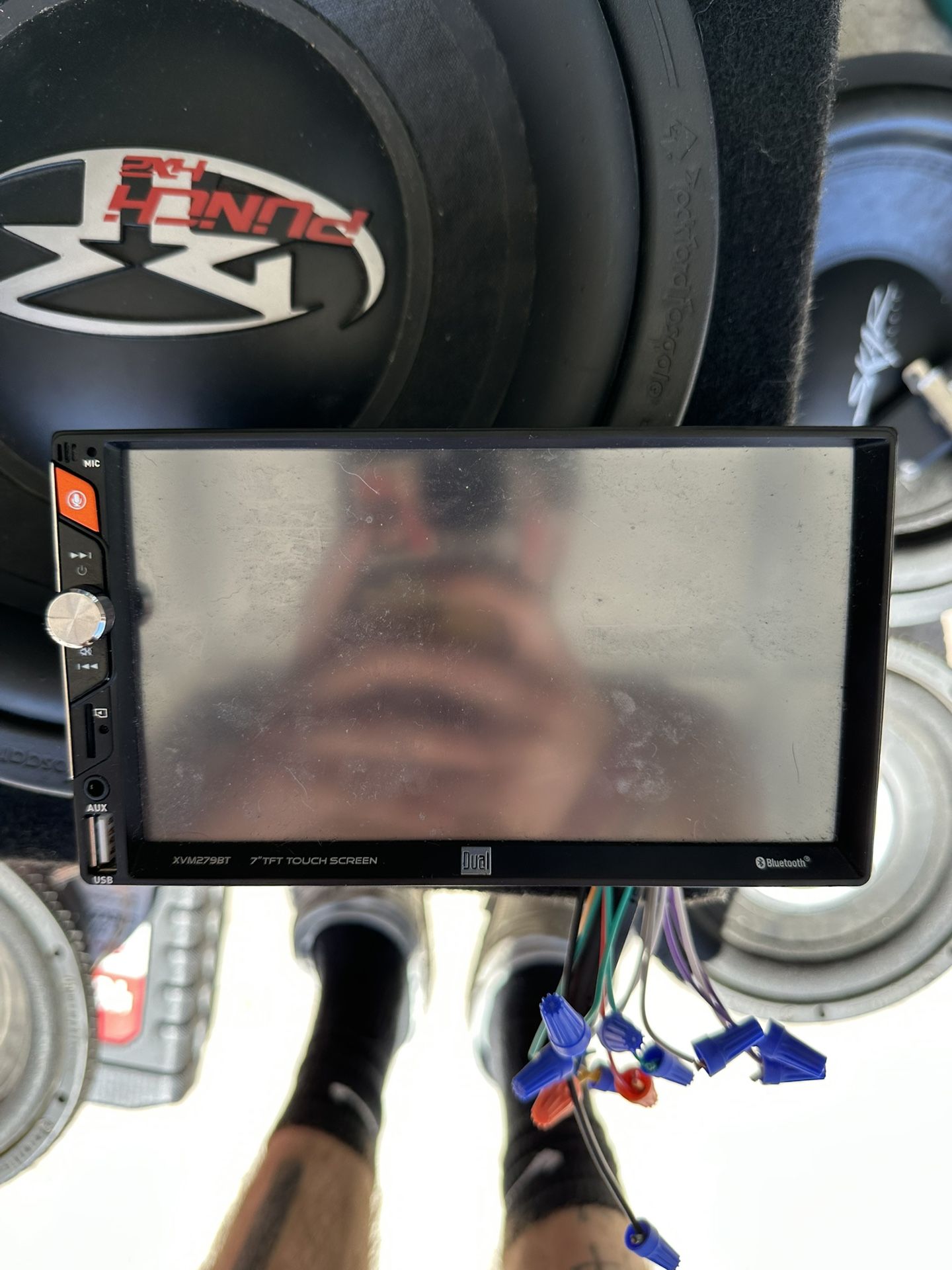 Dual 7” Touchscreen Radio