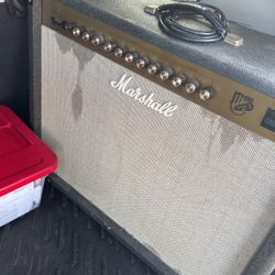 Marshalls Guitar Amplifier