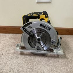 Dewalt 7.25” Cordless Circular Saw