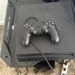 PS4 Slim