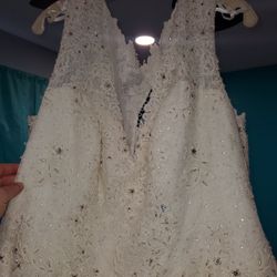 Wedding Dress ,veil &belt