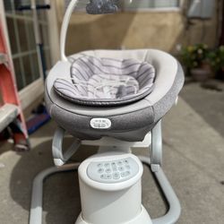 Graco Soothe My Way Baby swing with removable rocker