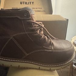 Keen  Women’s  steel toe boot