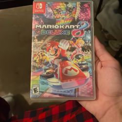 Mario kart 8 deluxe