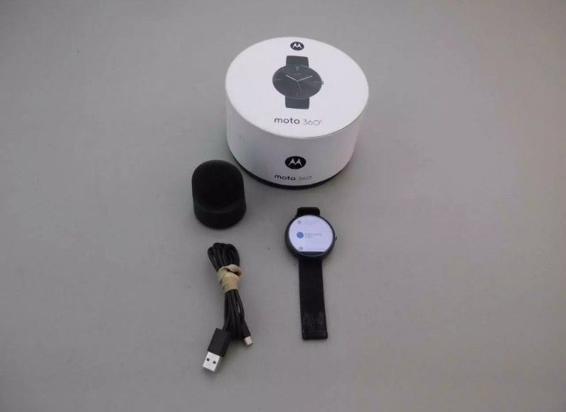 Motorola Moto 360 Version 1