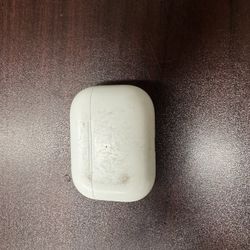 Apple AirPods Pro (lightning Charger model)