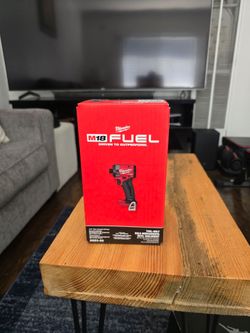 Milwaukee impact drill