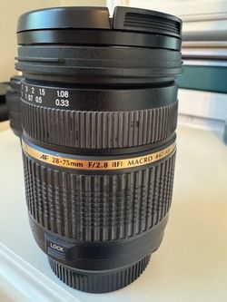 Tamron SP AF 28-75mm f/2.8 XR Di LD Aspherical (IF) Macro lens