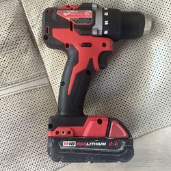 Milwaukee Driver Drill M18