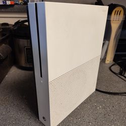 Xbox One S