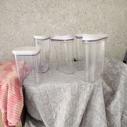 Plastic Containers A Set Of 5 