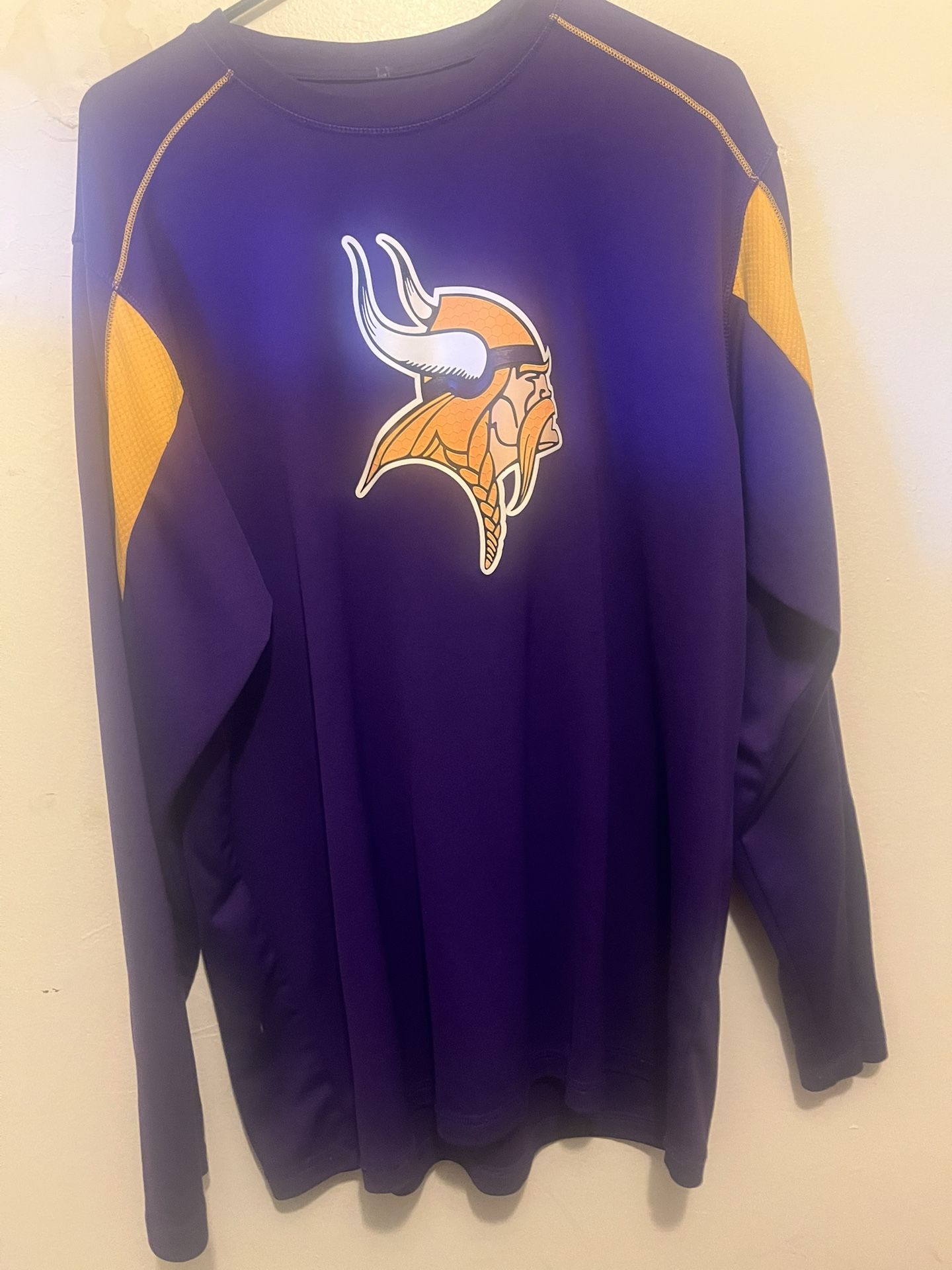 Minnesota Vikings Long Sleeve Shirt