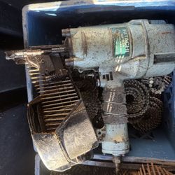 Hitachi NV83A Coil Nailer + 10 Rolls of Nails