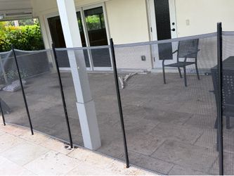 Pool baby fence