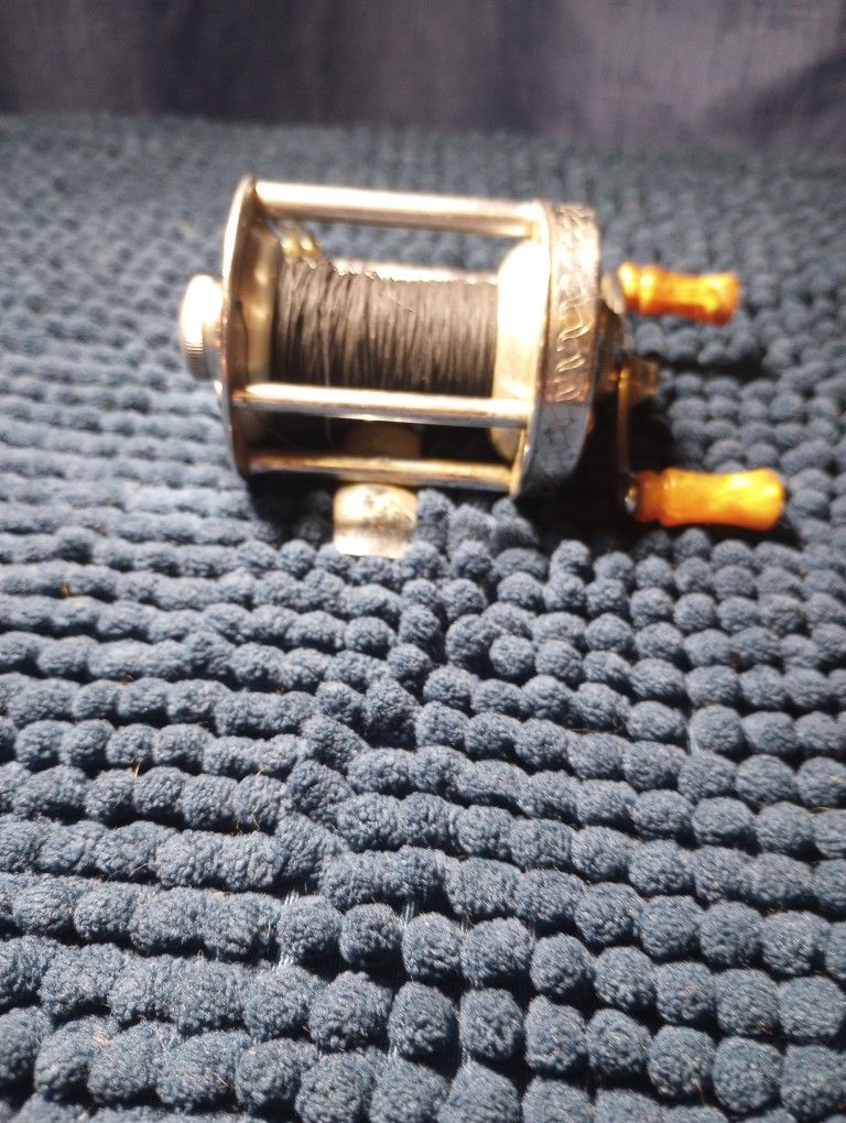 Vintage Pflueger Skilkast No 1953 Fishing Reel
