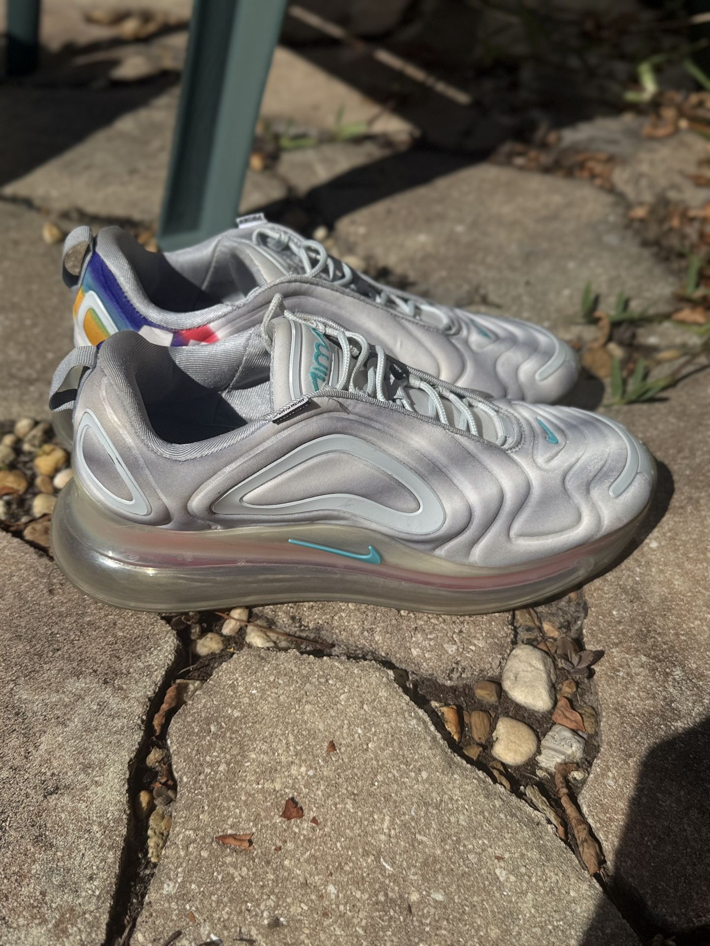 Nike Air Max 720 AO2924-011 Airbrush Running Shoes Grey/Rainbow Men's Size 11.5