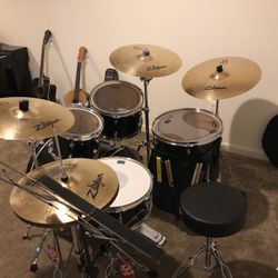 Pearl 5-piece drum set