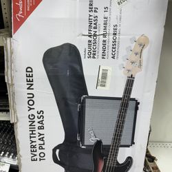FENDER  BASS GUITAR SQUIER PRECIS