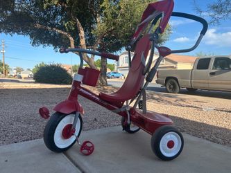 Radio Flyer 3-in-1 Stroll 'N Trike