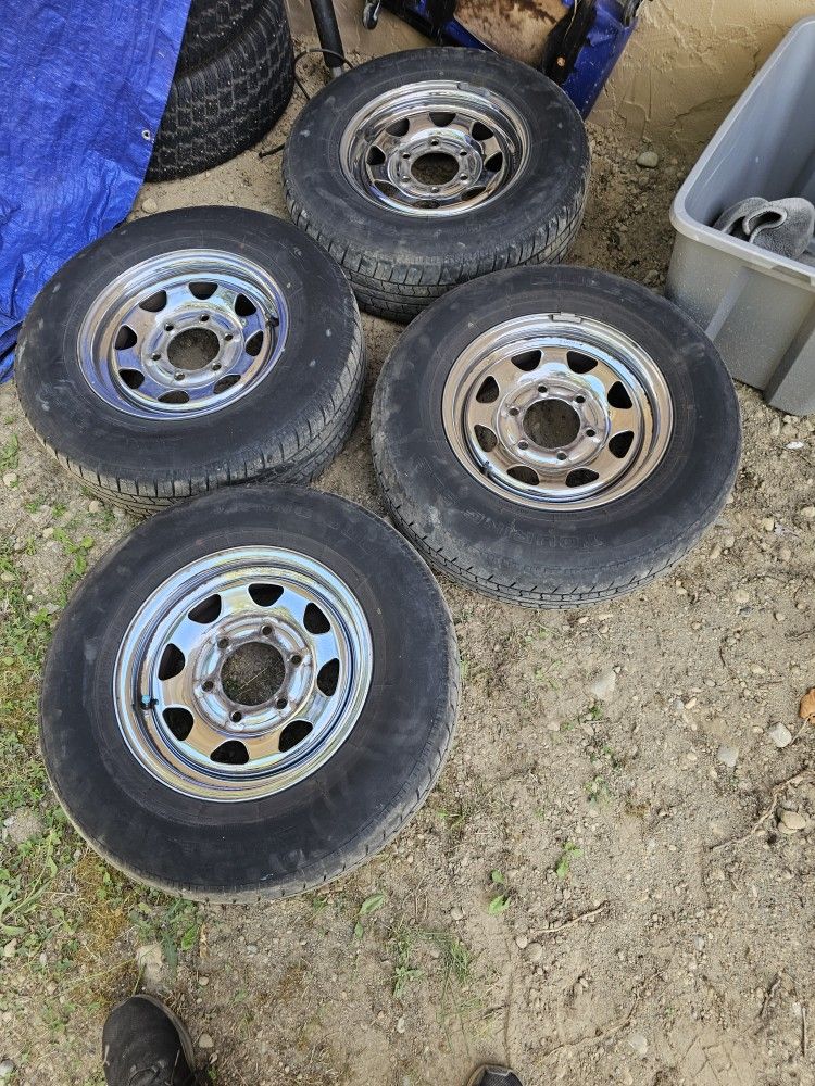 Rines Para Nissan Hardbody