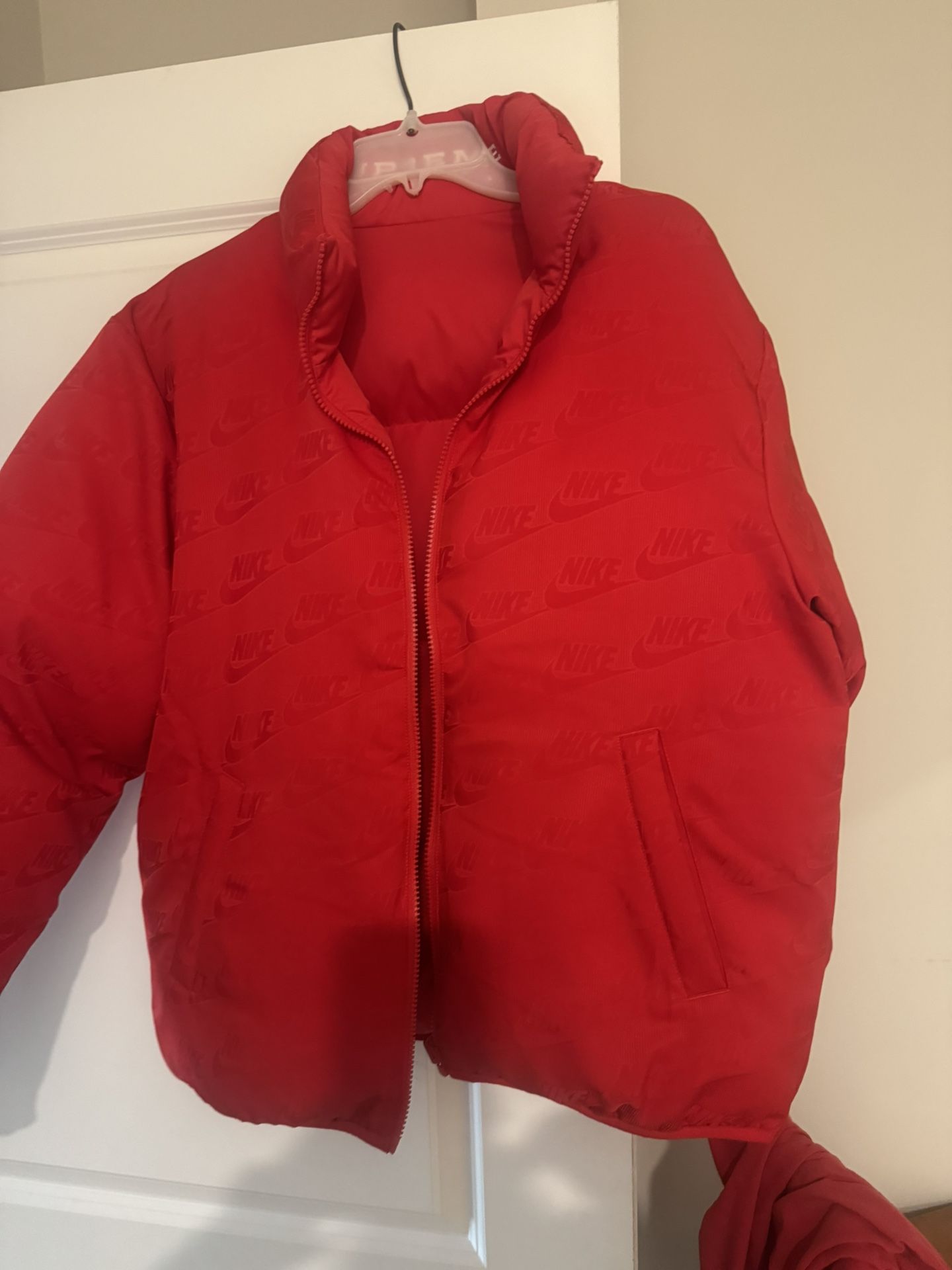 Nike X supreme Puffer Coat