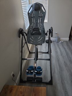 Teeter Inversion Table