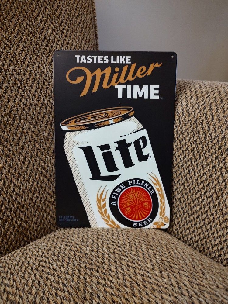 METAL BAR SIGN. 12" X 8". NEW. PICKUP ONLY.