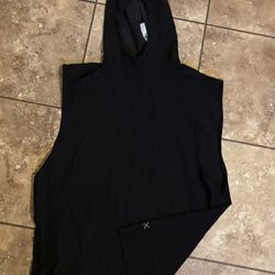 Men’s Large Lululemon shirt 