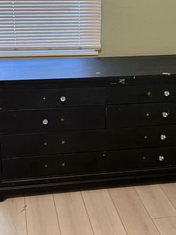 Free dresser