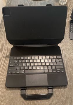 iPad 12.9 Magic Keyboard + Pitaka Cases