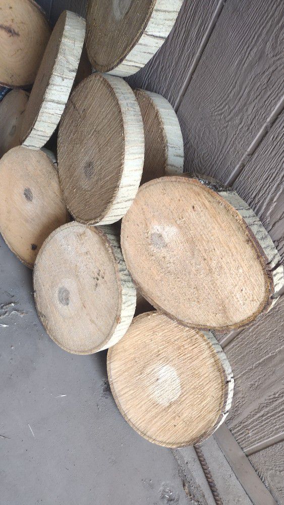 Rustic Round Wood Slices 