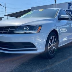 2018 Volkswagen Jetta 1.4T SE Sedan 4DR