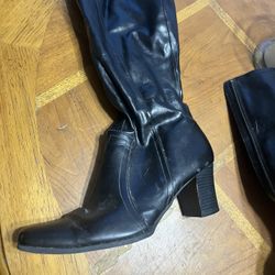 Black Boots