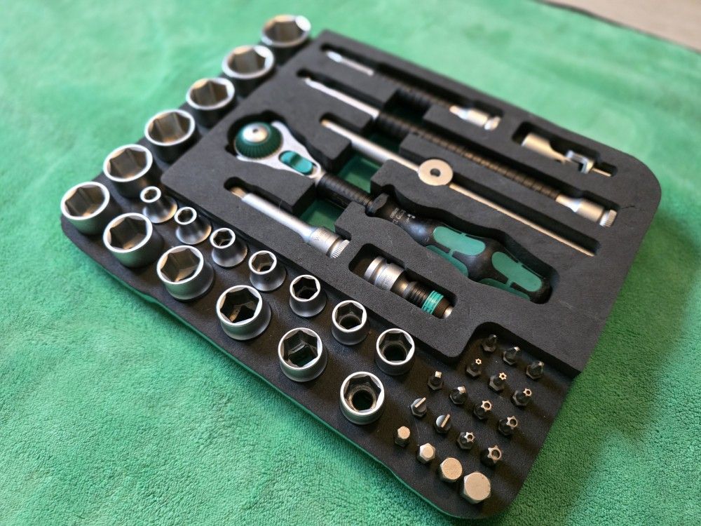 Wera Zyklop 3/8" Socket & Ratchet Set With Carrier And Two Foam Options