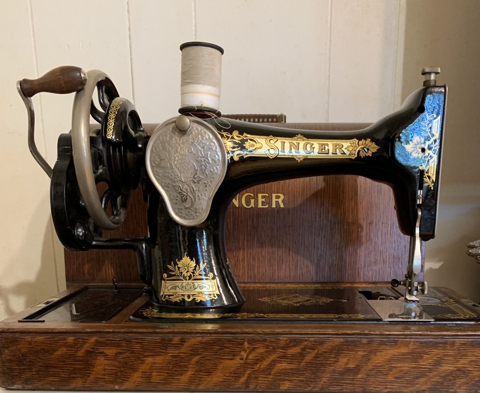 Vintage Singer Sewing Machine