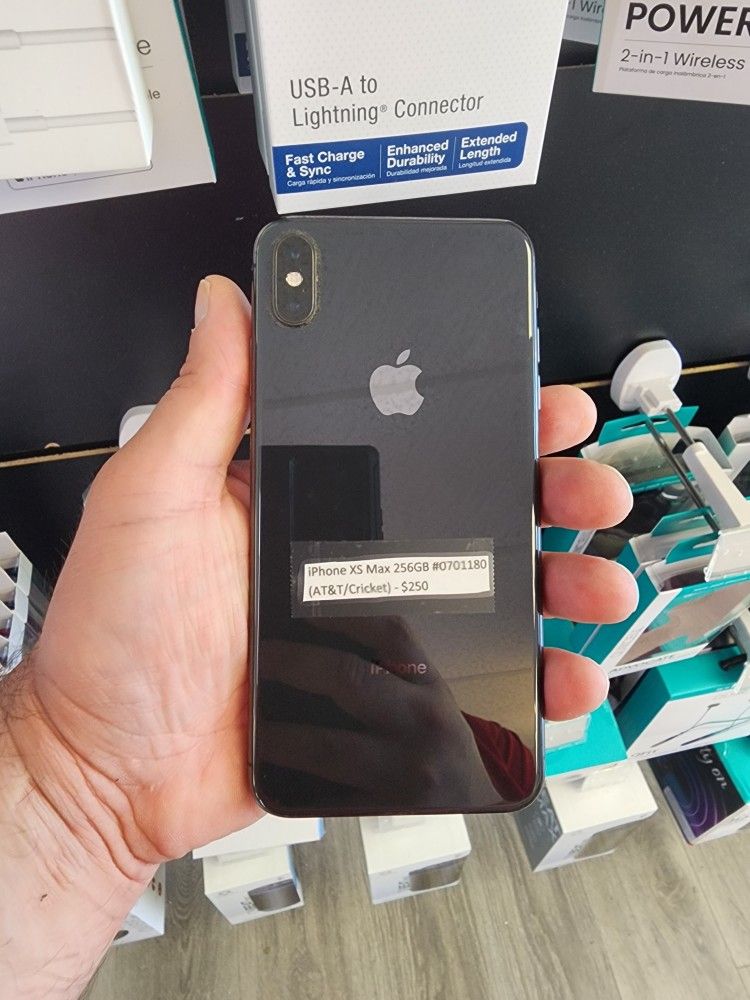 Apple IPhone XS Max 256GB in Space Gray (AT&T, Cricket, Net10