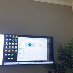 Toshiba 43” Tv For $80