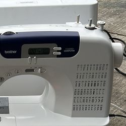 Brother Sewing Machine Cs6000i With Accessories Good Working Like New 