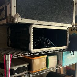 SKB 4 Space Rack Case