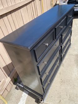 Dresser solid wood