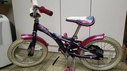 Girls bike