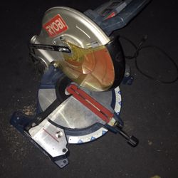 Ryobi Saw