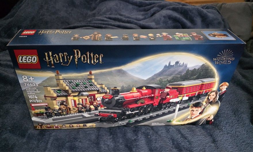 LEGO - 76423 - Harry Potter - Hogwarts Express Train Set with Hogsmeade Station - NEW SEALED RETIRING SOON 
