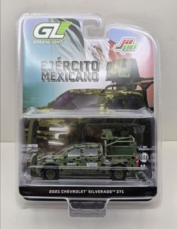 Greenlight 1:64 2021 Chevrolet Silverado Z71 Ejército Mexicano *FIRST EDITION*