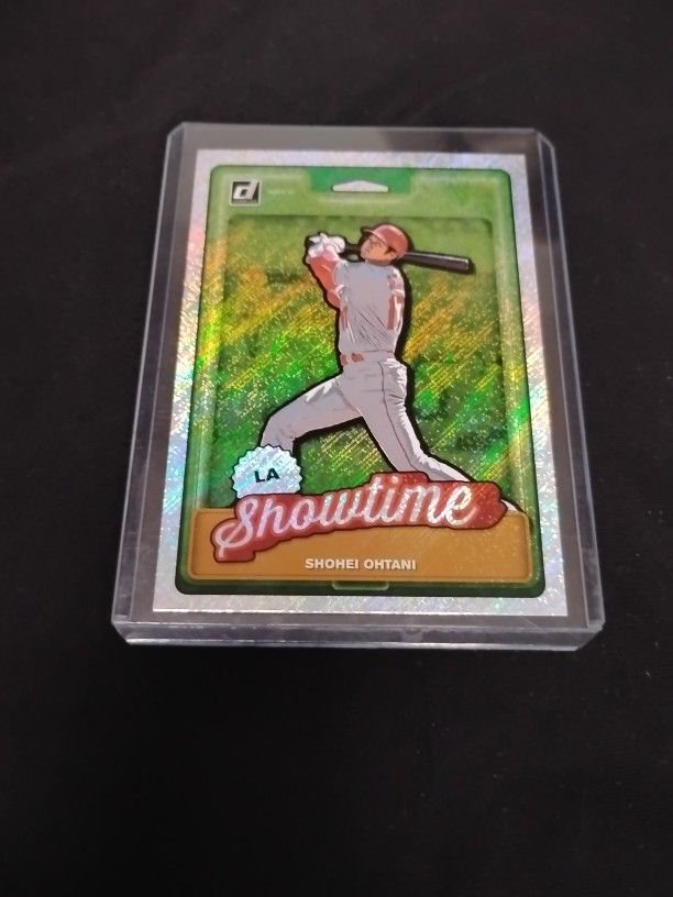 Mint Shohei Ohtani - LA Showtime Nicknames Holo Silver Baseball Card 2019 Panini #N6