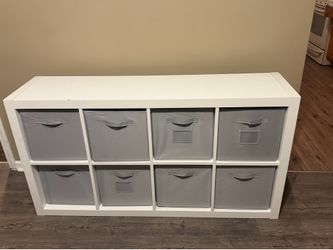 Cube Dresser