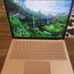 Microsoft Surface 4 Laptop