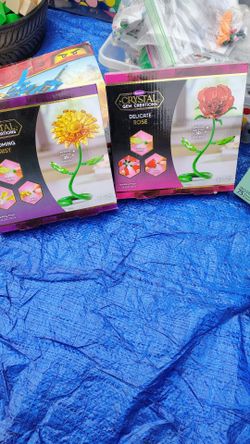 RoseArt Crystal Gem Creations Flower Kits – Set of 2