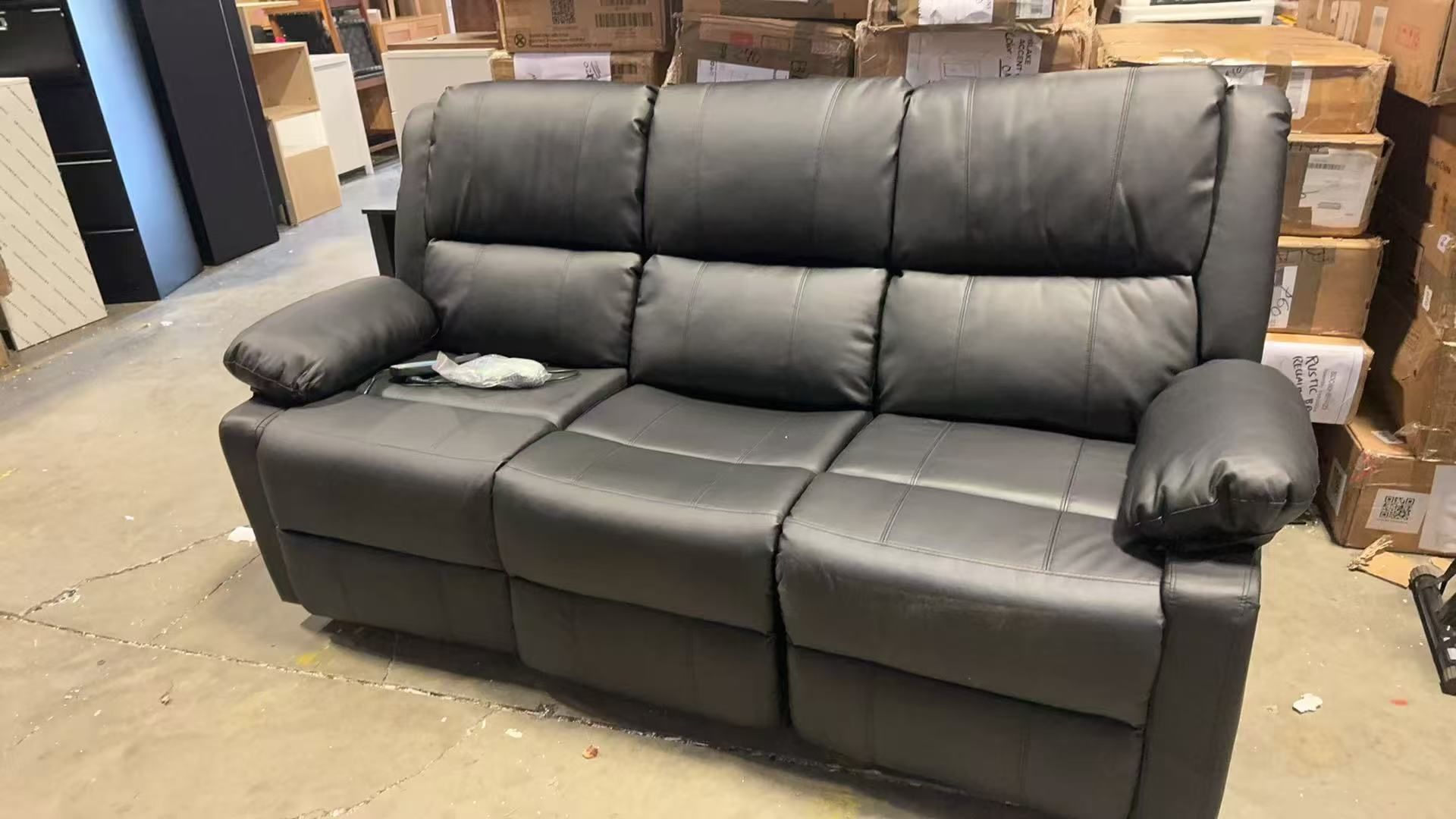 🔥ON SALE 73.6-Inches Modern Black 3 -seater Reclining Sofa