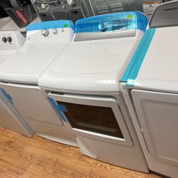 GE DRYER 27”OPEN BOX scratched and dented 